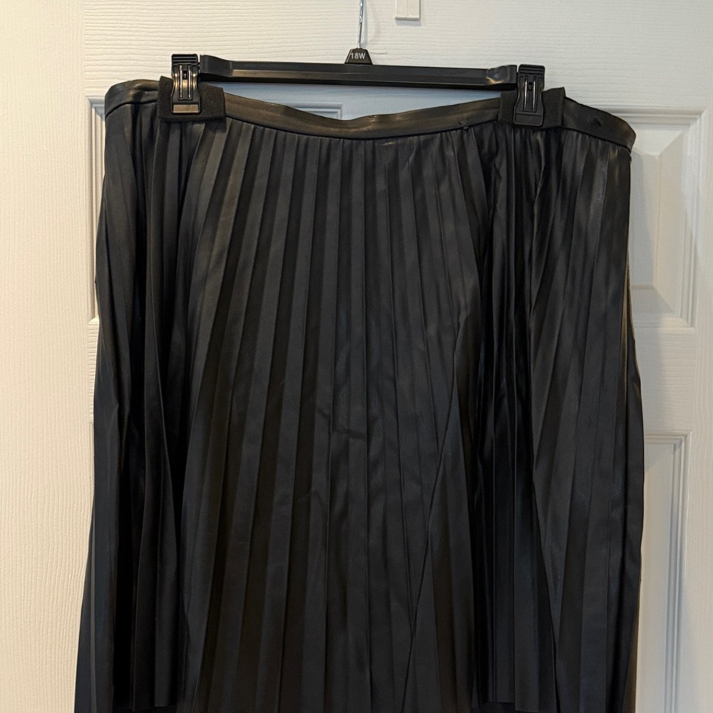 Calvin Klein Black Vegan Leather A-Line Pleated Skirt